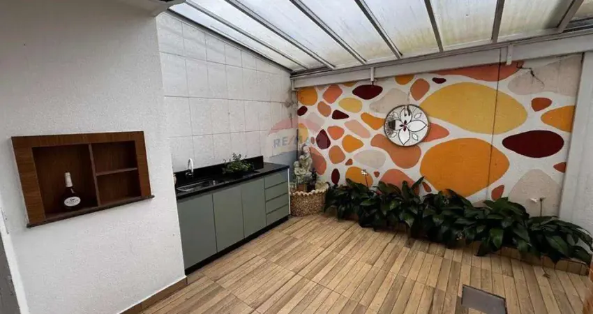 CASA EM CONDOMÍNIO, COM 03 QUARTOS E 02 VAGAS DE GARAGEM, NO BAIRRO UBERABA EM CURITIBA PARANÁ