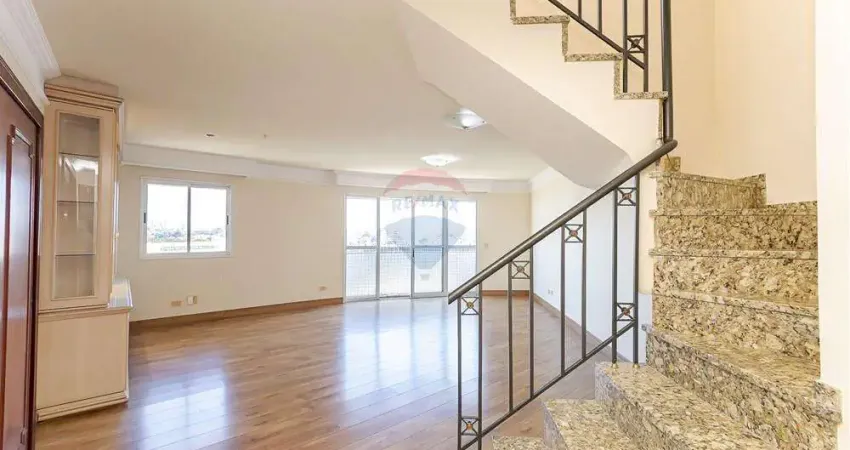 Apartamento duplex com vista permanente para o museu do olho, terraço com piscina, área gourmet, centro cívico