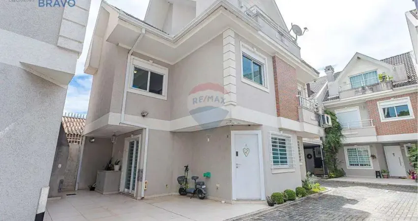 Casa em condomínio próximo ao shopping jardim das américas, rua pedro demeterco, com 03 quartos em curitiba