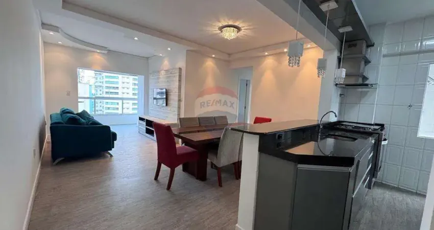Apartamento quadra mar, aceita permuta, na Avenida Atlântica, Barra Sul de Balneário Camboriú em SC, com 129 m2 03 quartos sendo 01 suíte, andar alto
