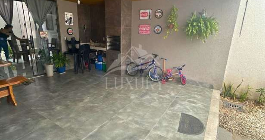 Casa com 3 quartos à venda na Avenida B, 98, Residencial Paraíso, Senador Canedo