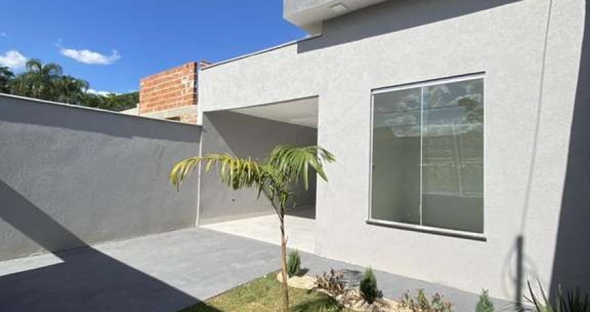 Casa de 3 quartos - 1 suíte - Há 800m do pratiko - Monte azul - Senador Canedo