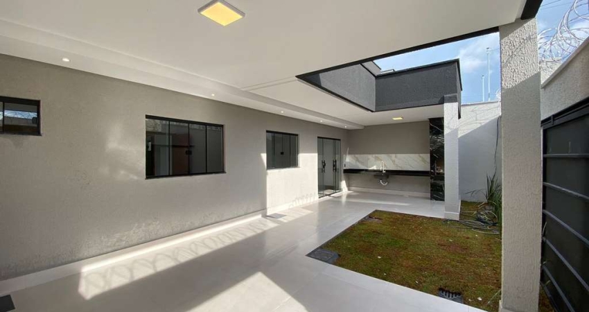 Casa à Venda - Residencial Flor do Ypê - 3 Quartos, Suíte e Área Gourmet