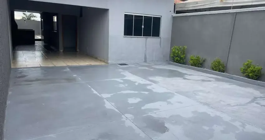 Casa Térrea com Piscina – Bairro Cardoso, Aparecida de Goiânia