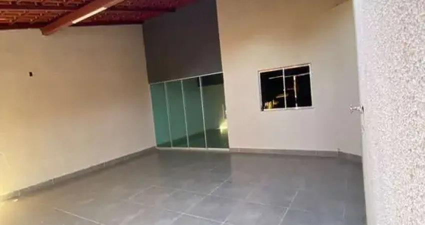 Casa com suíte, piscina e área gourmet para alugar em Senador Canedo
