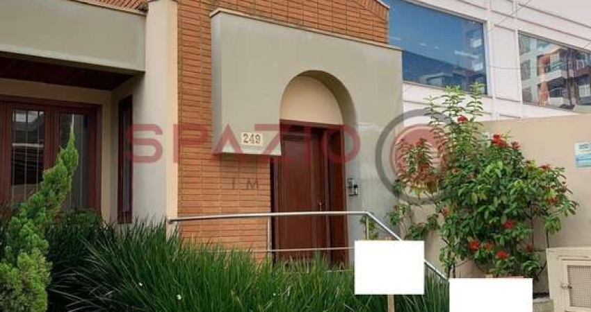 Casa comercial à venda na Rua Dona Josefina Sarmento, 249, Cambuí, Campinas