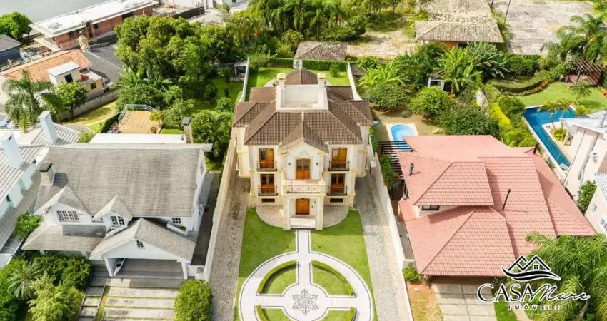 Casa em condomínio fechado com 3 quartos à venda na Rodovia Haroldo Soares Glavan, 3522, Cacupé, Florianópolis