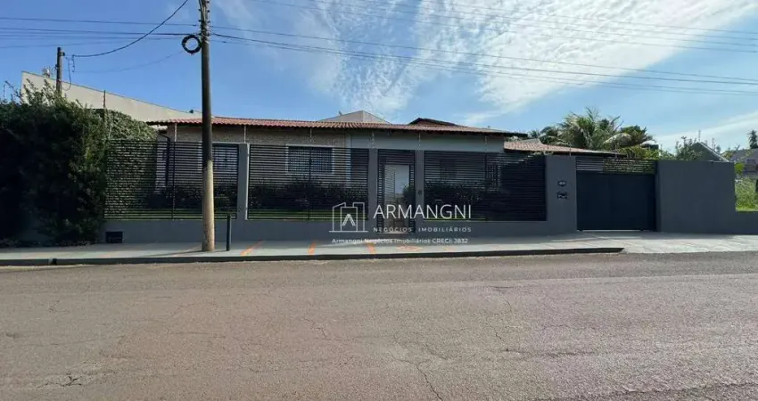 Casa com 4 dormitórios à venda, 483 m² por R$ 1.650.000,00 - Centro - Cornélio Procópio/PR