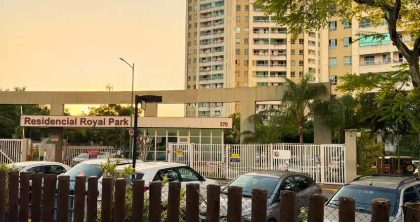 Apartamento para Venda no Royal Park (Villa Park) - 3/4 - andar baixo - Sombra e ventilação