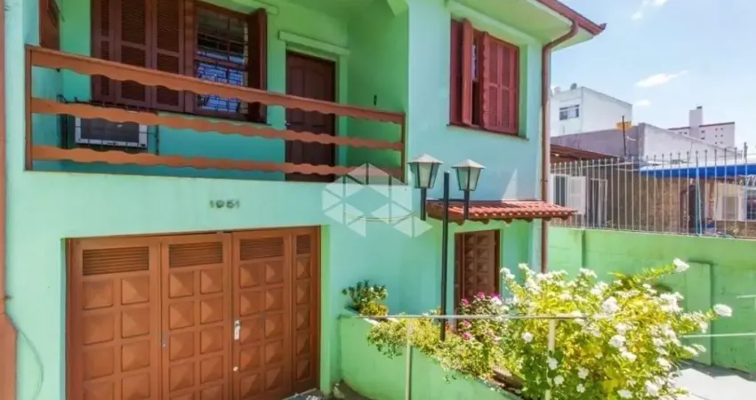 Casa com 4 quartos à venda na Rua Barão do Amazonas, 1951, Partenon, Porto Alegre