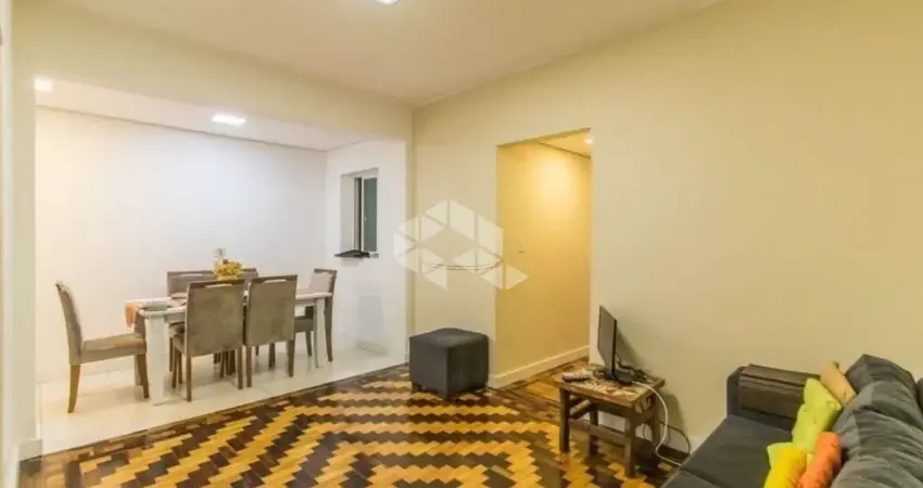 Apartamento com 3 dorm no Centro Histórico de Porto Alegre.