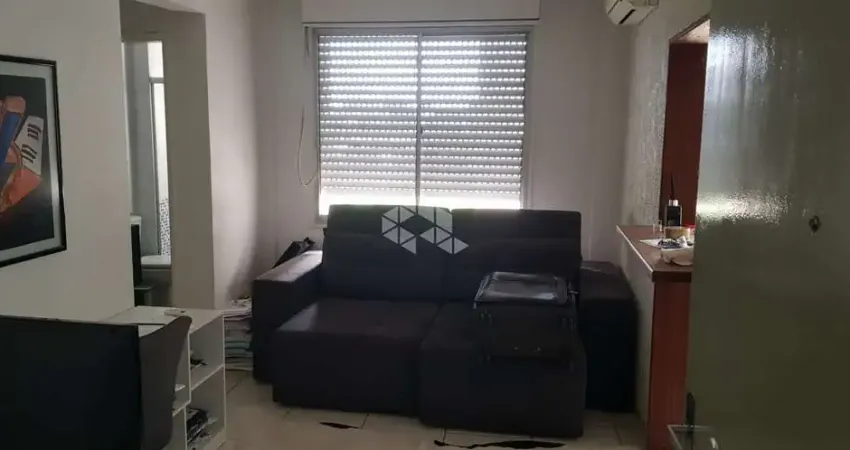 Apartamento 1 dormitório com garagem Bairro Cristal