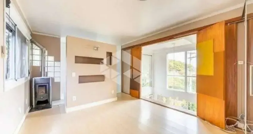 Casa com duas suítes e terraço com vista pro Guaiba.