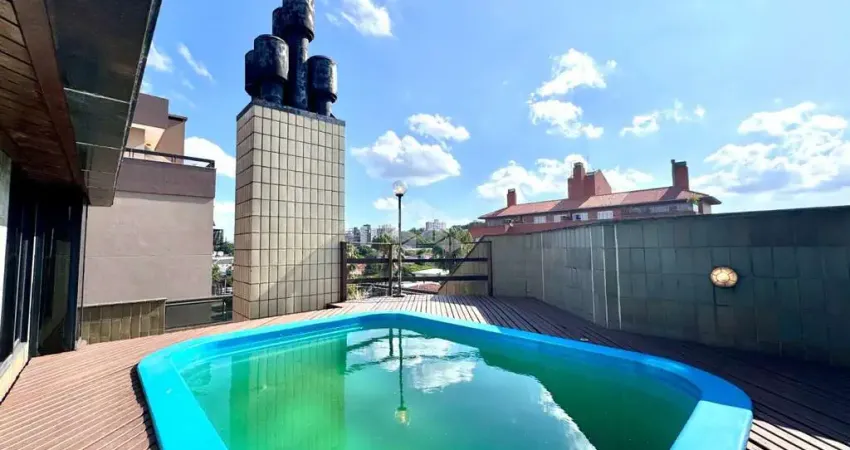 Cobertura com três suítes e três vagas no Jardim Lindóia