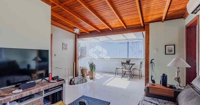 Cobertura 2 dormitórios 108m² 1 vaga no bairro Santo Antônio