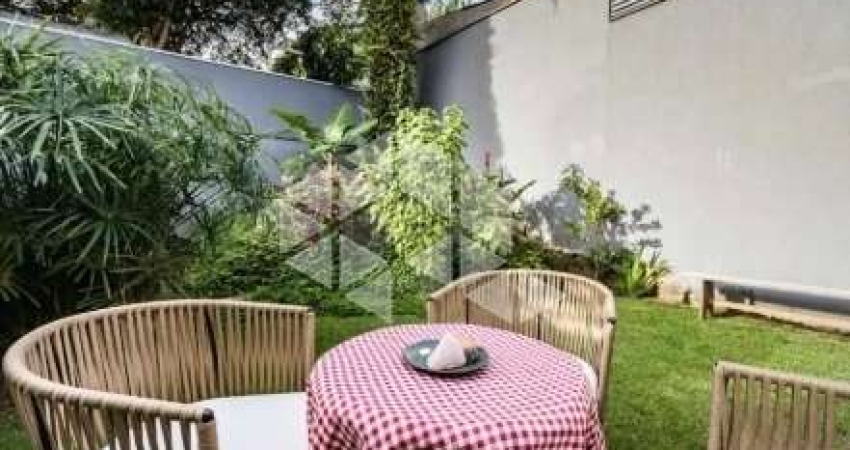 Apartamento garden com duas suítes, junto ao Iguatemi
