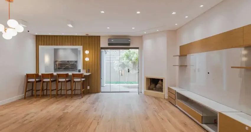 Casa em condomínio fechado com 3 quartos à venda na Rua Attílio Bilibio, 120, Jardim Carvalho, Porto Alegre