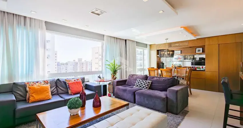 Apartamento com três suítes e três vagas, infra completa, perto do iguatemi