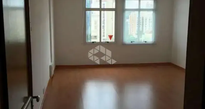 Apartamento com 2 quartos à venda na Avenida Borges de Medeiros, 855, Centro Histórico, Porto Alegre