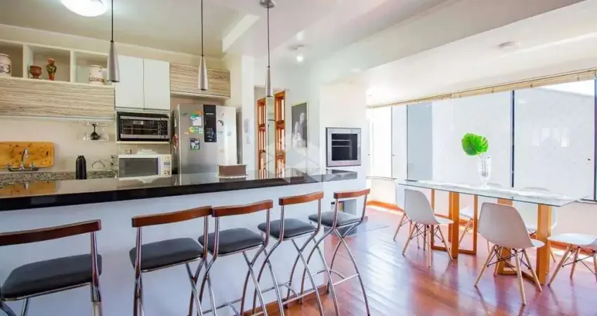 Apartamento de 3 dormitórios, 1 suíte e 2 vagas no bairro Jardim Lindóia em Porto Alegre-RS!
