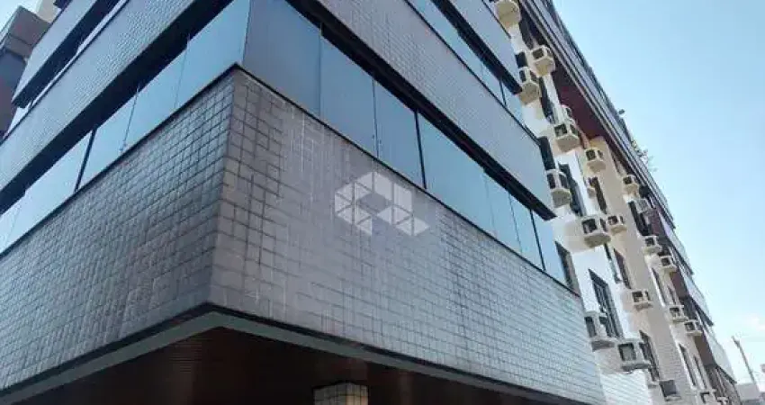 Apartamento todo reformado e decorado com muito bom gosto de 115,35m².