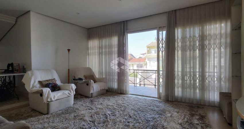 Casa com 3 quartos à venda na Rua Paulo Blaschke, 615, Jardim Itu Sabará, Porto Alegre