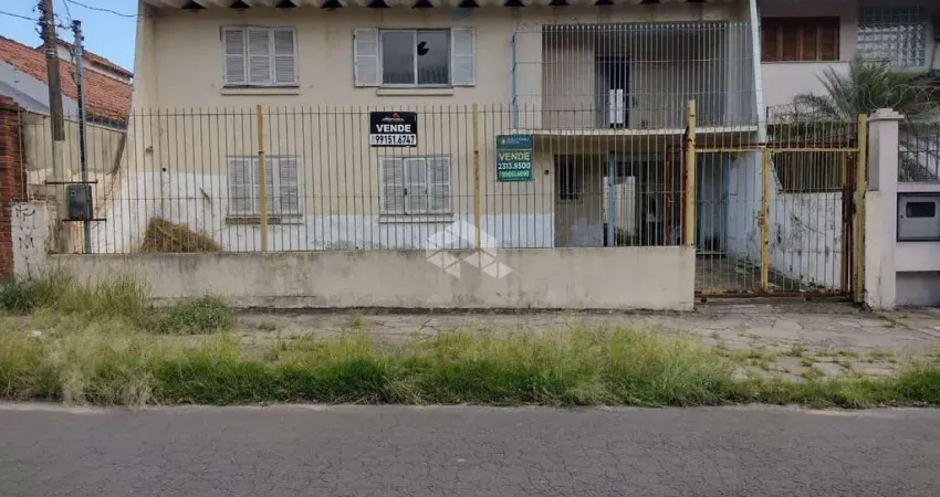 CASA TERRENO COM 5 DORMITÓRIOS, DUAS VAGAS  E EDÍCULA