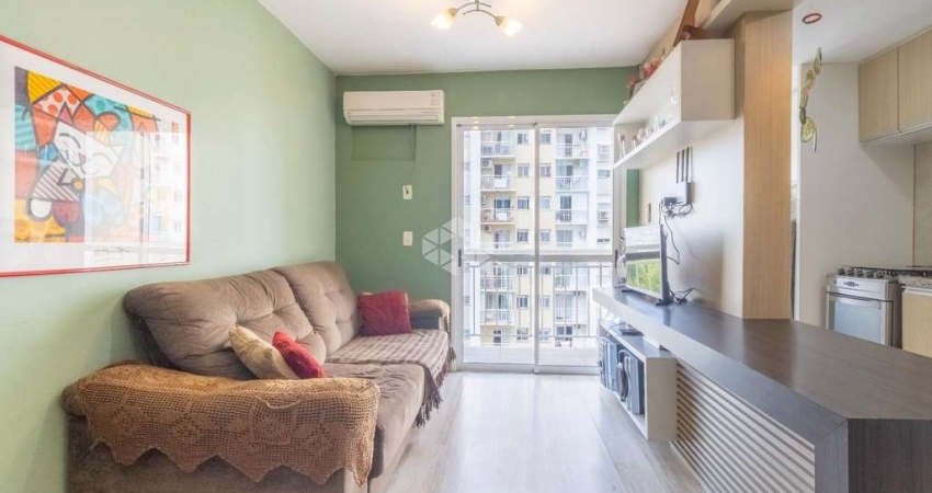 Apartamento 2 quartos sendo 1 Suíte , sala de estar com sacada, 1 vaga no Jardim Carvalho