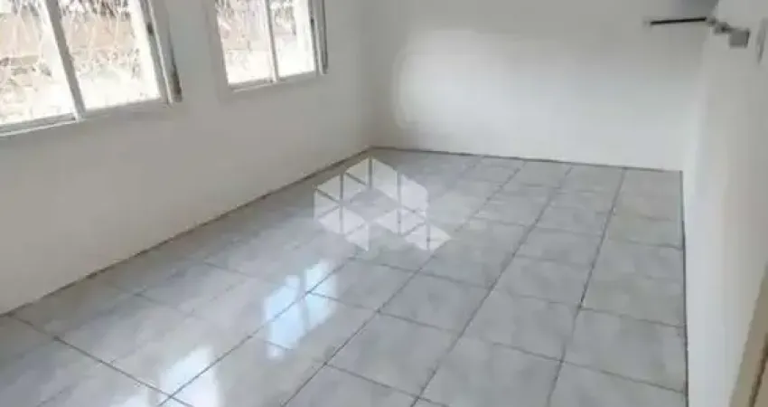 Apartamento JK/Kitnet Térreo em Ótimo Estado e Muito Bem Localizado