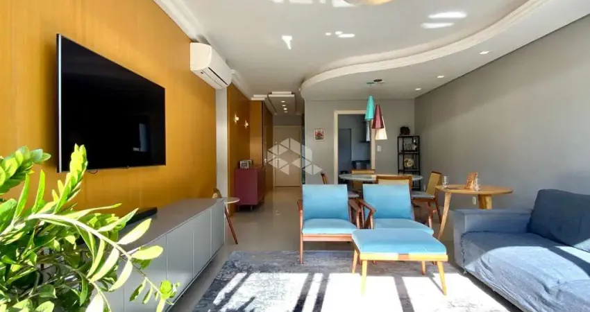 Apartamento garden com 2 quartos, uma suíte, 2 box escriturados em localização privilegiada!