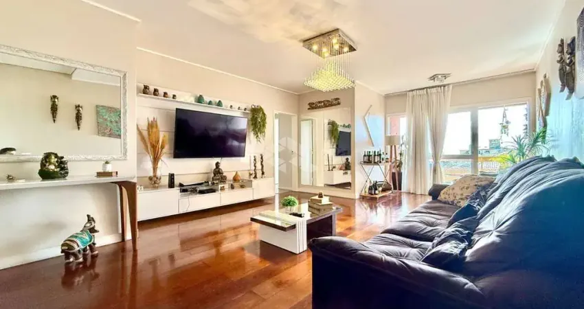 Apartamento com 129m² de área privativa, 3 dormitórios, 1 suíte e 1 vaga no bairro Jardim Europa!