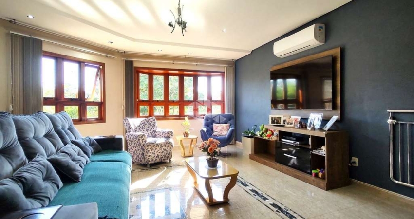 Casa/Sobrado 3 dormitórios, 308 m², no bairro Jardim Planalto em Porto Alegre por R$ 1.250.000