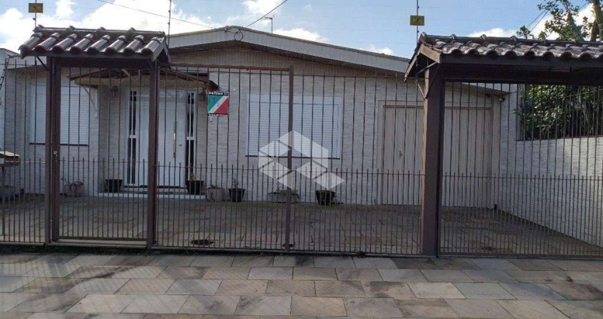 CASA COM 2 QUARTOS,  CHURRASQUEIRA E ÁREA GOURMET TOTAL DE 210M2 NO JARDIM LEOPOLDINA