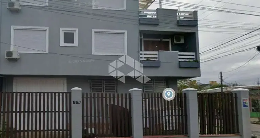 Prédio inteiro com 2 coberturas e uma loja no andar térreo com piscina perto do supermercado  e da fiergs a 200 metros da av assis brasil