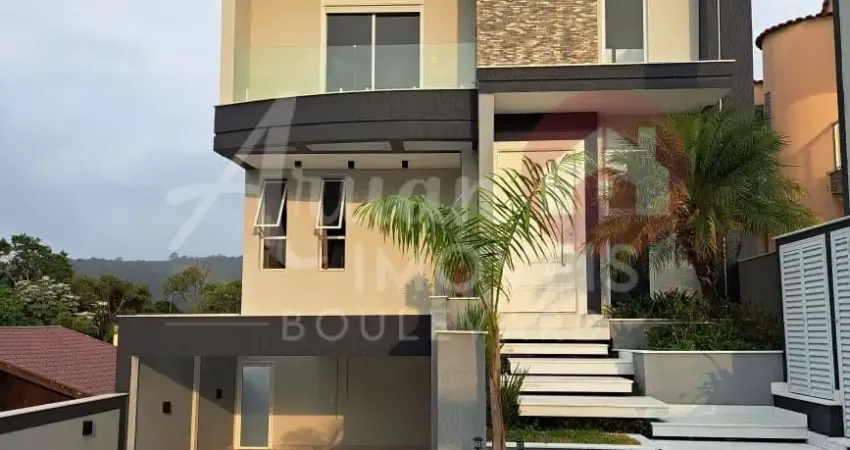 Casa em condomínio fechado com 3 quartos para alugar no Parque Residencial Itapeti, Mogi das Cruzes 