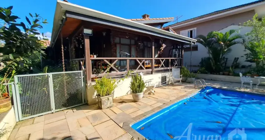 Casa em condomínio fechado com 4 quartos à venda no Parque Residencial Itapeti, Mogi das Cruzes 