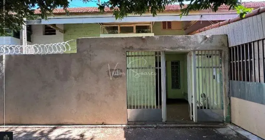 Casa com 3 quartos à venda na Rua Doutor Arthur Cordeiro, 534, Patrimônio Silvares, Birigui