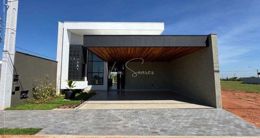 Casa á venda no Condominio Boa Vista: Casa com Garagem ampla pra carros e motos, 3 suítes e uma delas com closet, cozinha, sala de tv e piscina