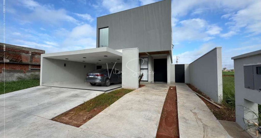 Imóvel em Birigui no Condominío Residencial Villa Lobos em Birigui; Casa com 3 Suítes todas com armários planejados, Quintal com Piscina e Garagem