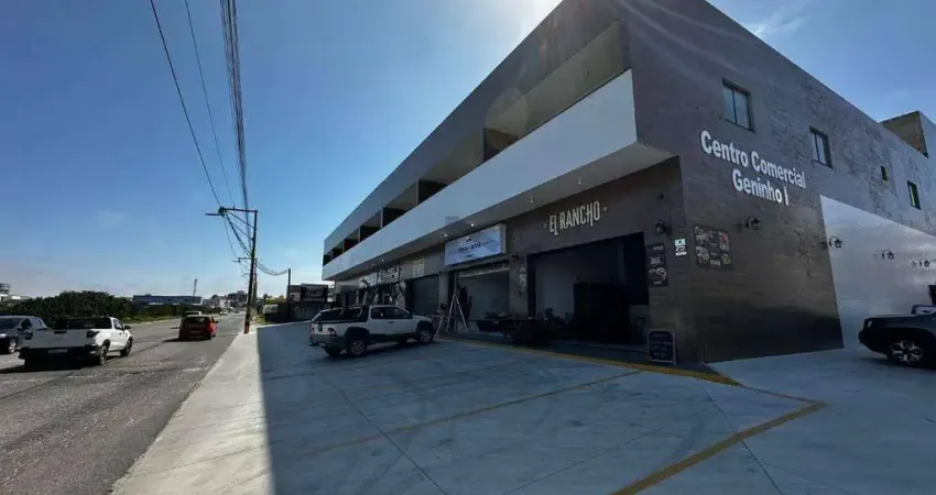 LOJÃO NO CENTRO DA CIDADE medindo 200 m² por R$ 10.000/mês - Nova São Pedro - São Pedro da Aldeia/RJ