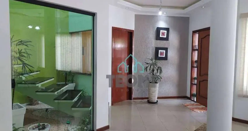 Sobrado com 3 dormitórios à venda, 320 m² por R$ 850.000,00 - Granja Daniel - Taubaté/SP