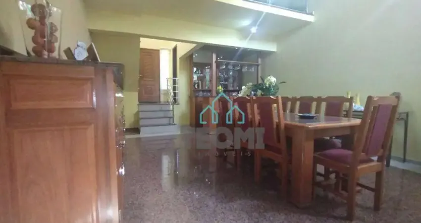 Sobrado à venda, 200 m² por R$ 1.280.000,00 - Independência - Taubaté/SP