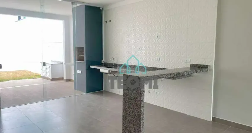 Casa com 3 dormitórios à venda, 140 m² por R$ 790.000 - Vale dos Cristais - Taubaté/SP