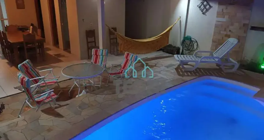 Sobrado com 3 dormitórios sendo 1 suíte à venda, 200 m² por R$ 900.000 - Parque Esperança - Taubaté/SP