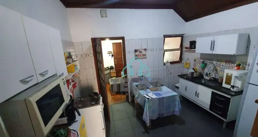 Casa com 2 dormitórios ( 1 Suíte ) à venda, 76 m² por R$ 230.000 - Centro - Taubaté/SP