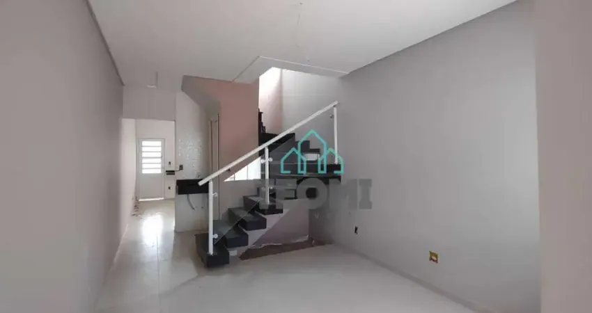 Sobrado com 3 dormitórios (1 suíte) à venda, 116 m² por R$ 450.000 - Vila Marly - Taubaté/SP