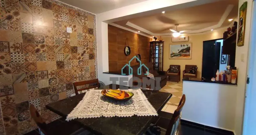 Casa com 3 dormitórios (1 suíte) à venda, 180 m² por R$ 600.000 - Parque Senhor do Bonfim - Taubaté/SP