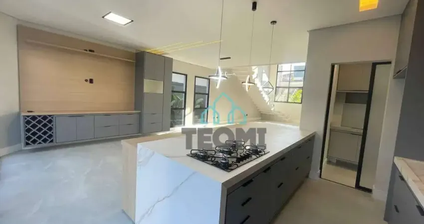 Sobrado com 4 dormitórios à venda, 260 m² por R$ 2.120.000,00 - Ouroville  - Taubaté/SP