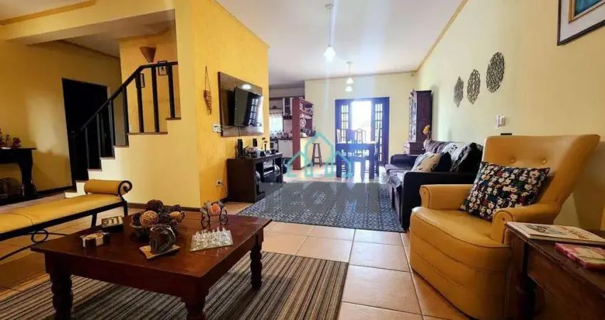 Sobrado com 3 dormitórios, 250 m² - venda por R$ 900.000,00 ou aluguel por R$ 5.254,00/mês - Campos Elíseos - Taubaté/SP