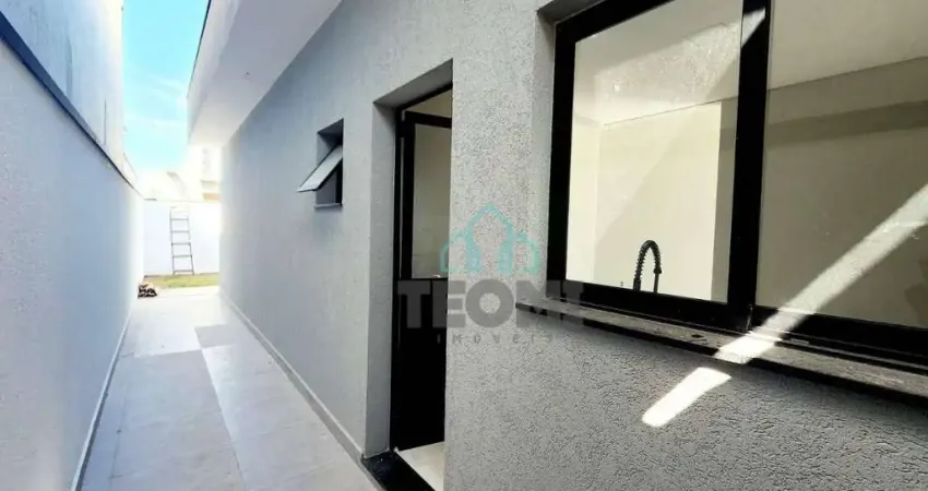 Casa com 2 dormitórios (1 Suíte) à venda por R$ 570.000 - Chácara Belo Horizonte - Taubaté/SP